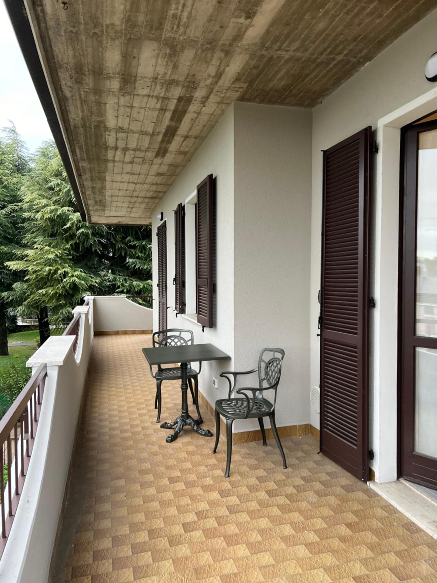Apartament La Vela Sirmione Zewnętrze zdjęcie